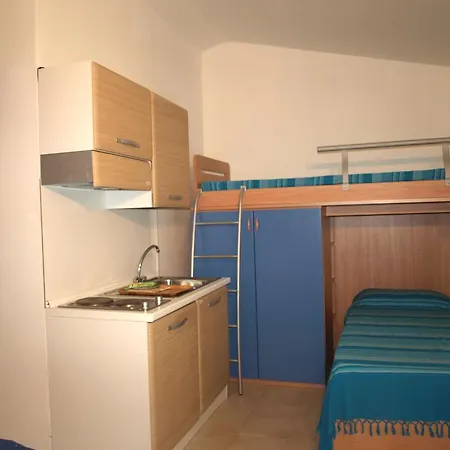 Spinnaker Oristano Habitación foto